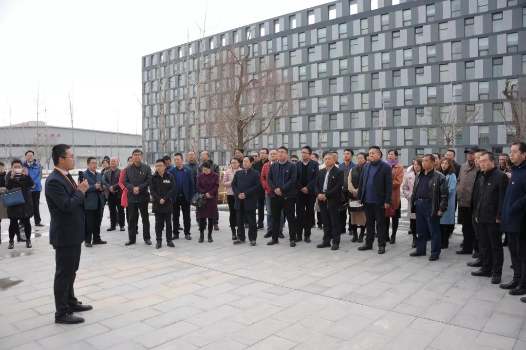 甘肃省第三期党建强、发展强非公经济工作能力提升培训班参观兰州新区“918博天堂三厂” 项目